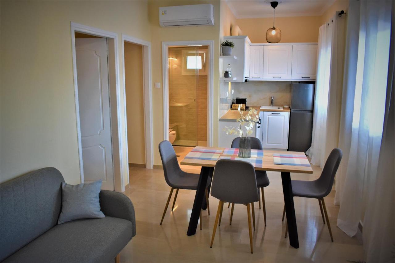 Christina's 2 Apartment *